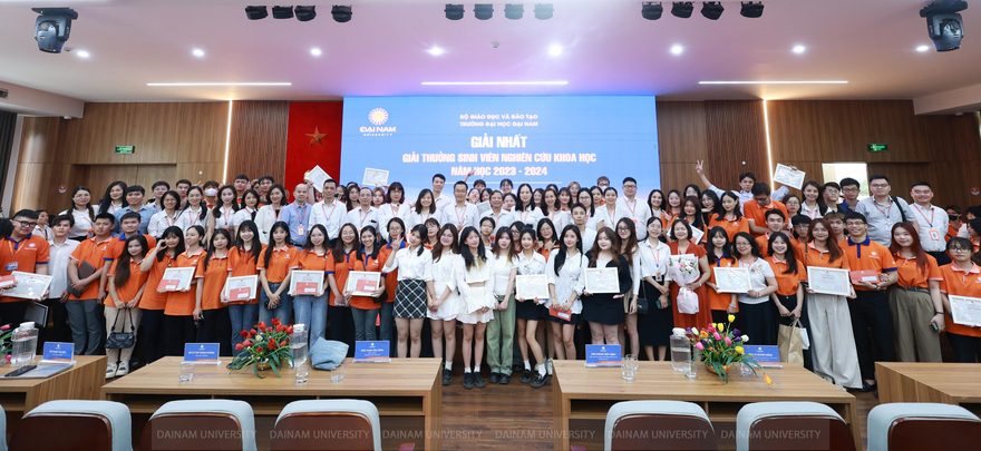 Hội nghị sinh viên NCKH cấp trường năm 2023 – 2024: Nhiều công trình có tính giá trị khoa học và tính thực tiễn cao