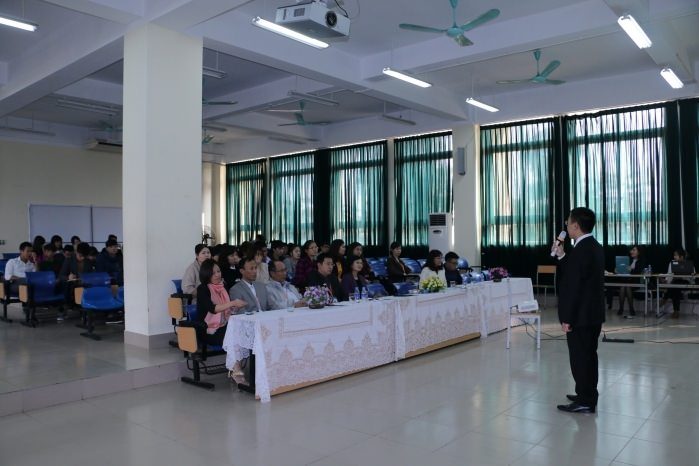 Hội thảo “Sinh viên và làm việc ngân hàng”