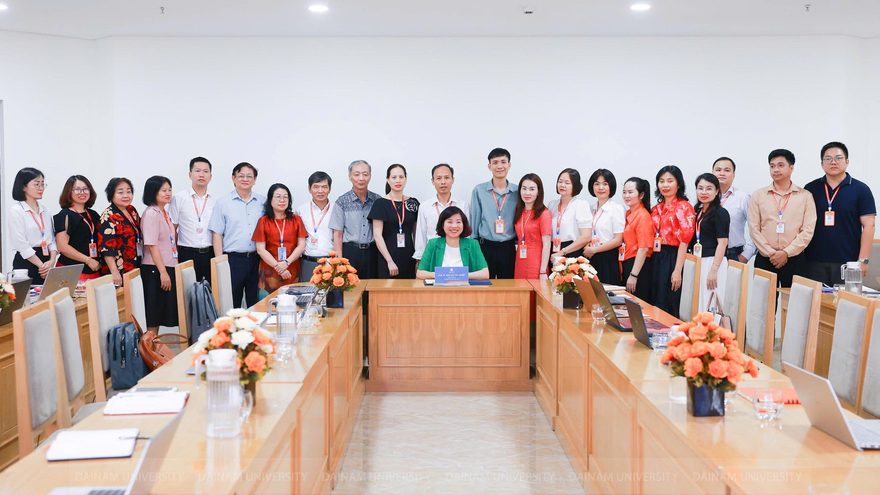 Tiếp tục khảo sát sơ bộ đánh giá chất lượng 4 CTĐT – Đại học Đại Nam khẳng định cam kết không ngừng nâng cao chất lượng